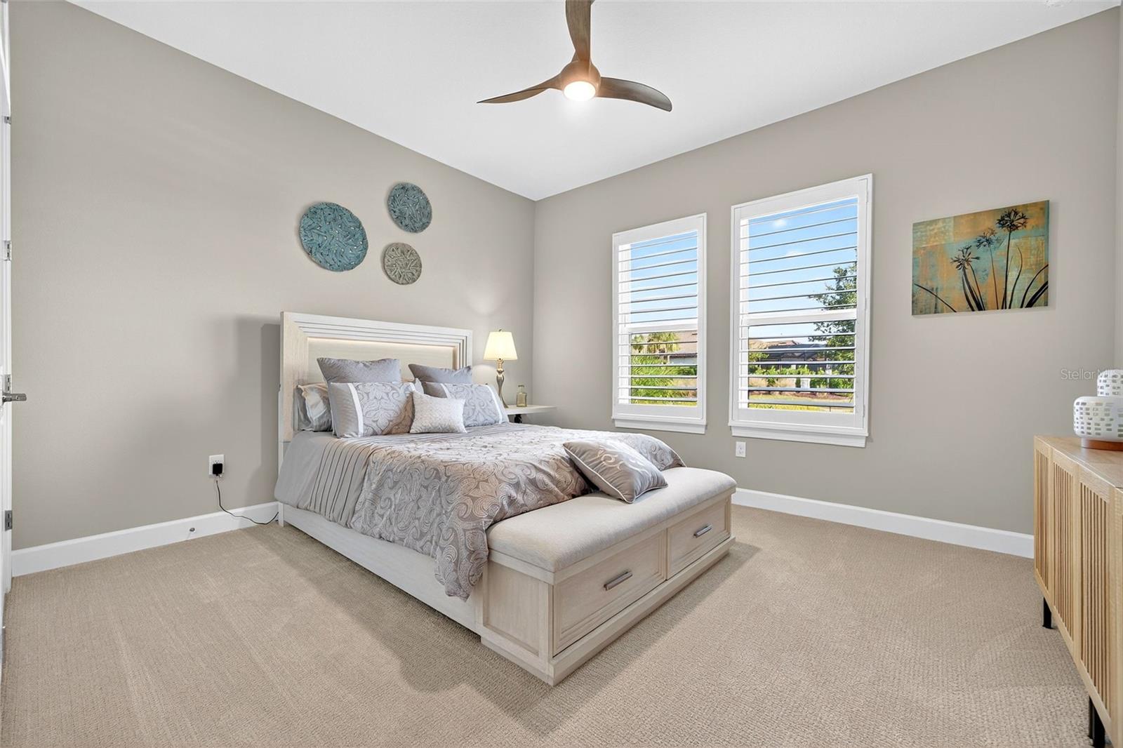 AZARIO ESPLANADE PH V - Residential