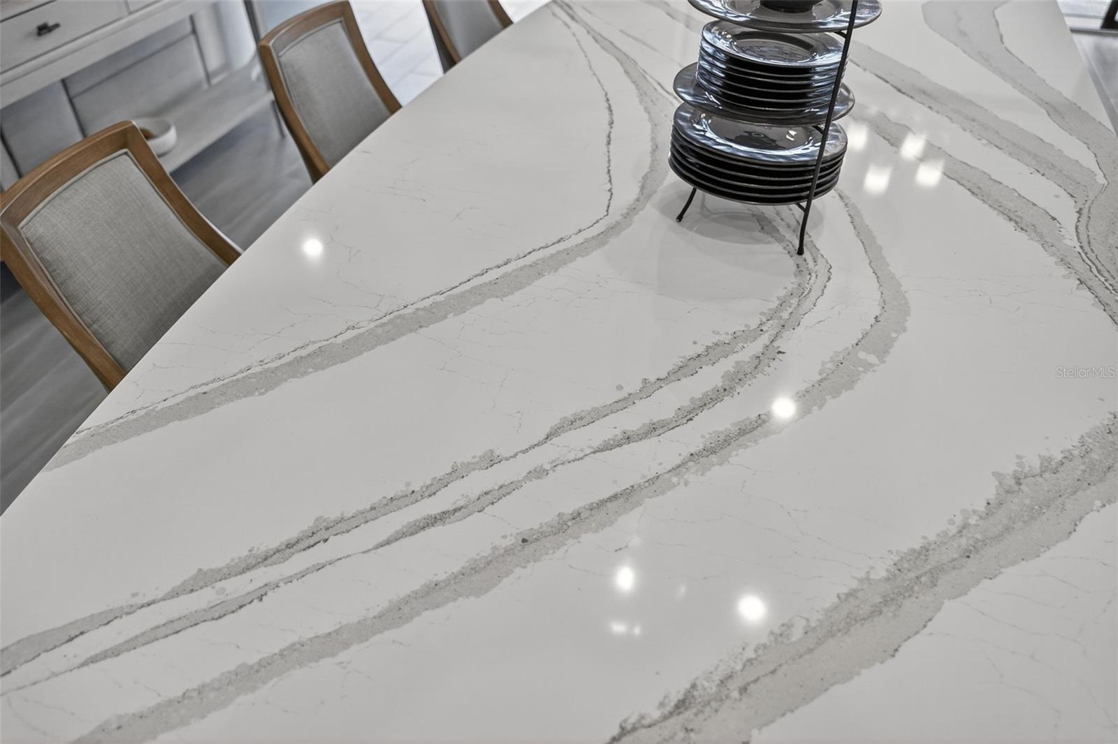 AZARIO ESPLANADE PH V - Residential