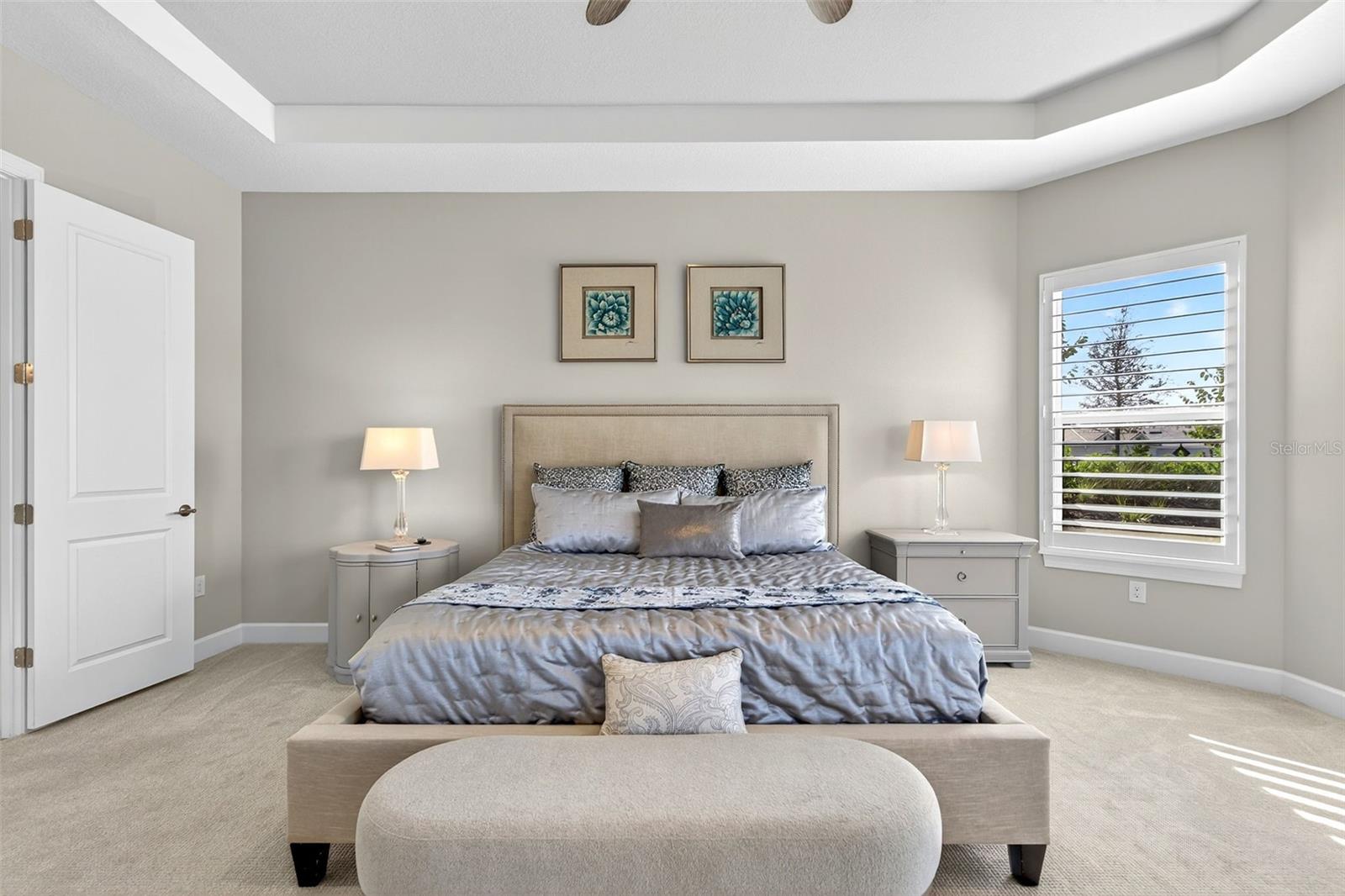 AZARIO ESPLANADE PH V - Residential