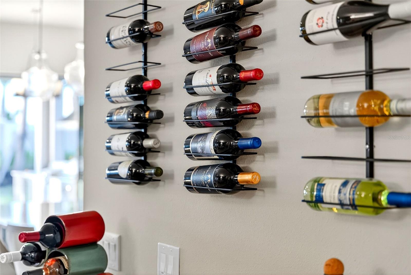 AZARIO ESPLANADE PH V - Residential