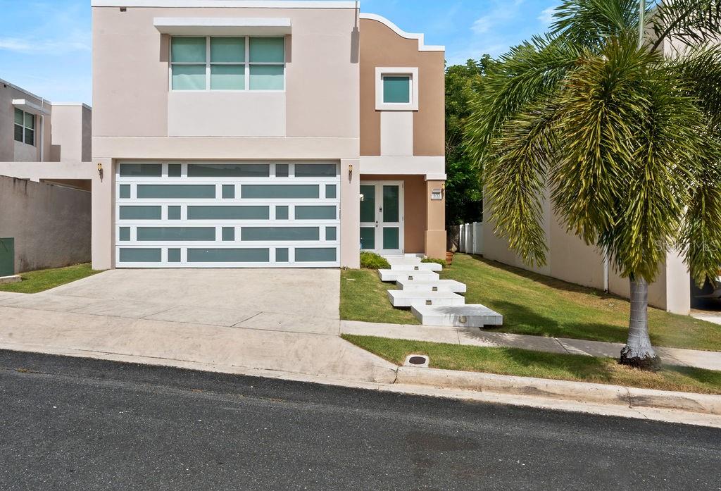 MIRABELLA VILLAGE & CLUB - Residential