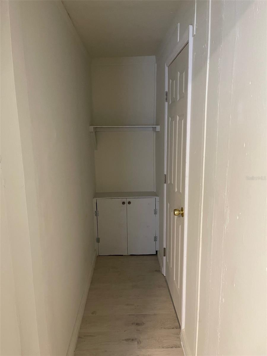 WEST END - Residential