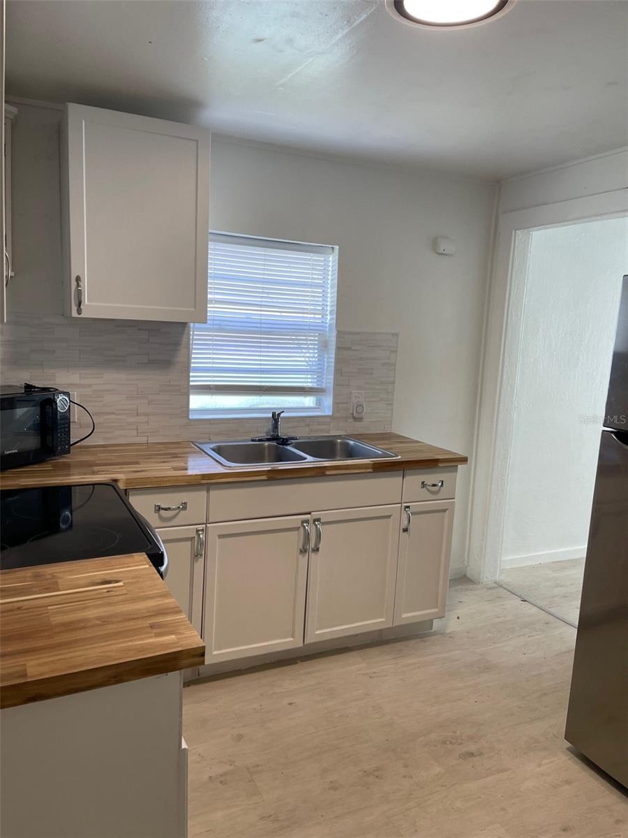 WEST END - Residential