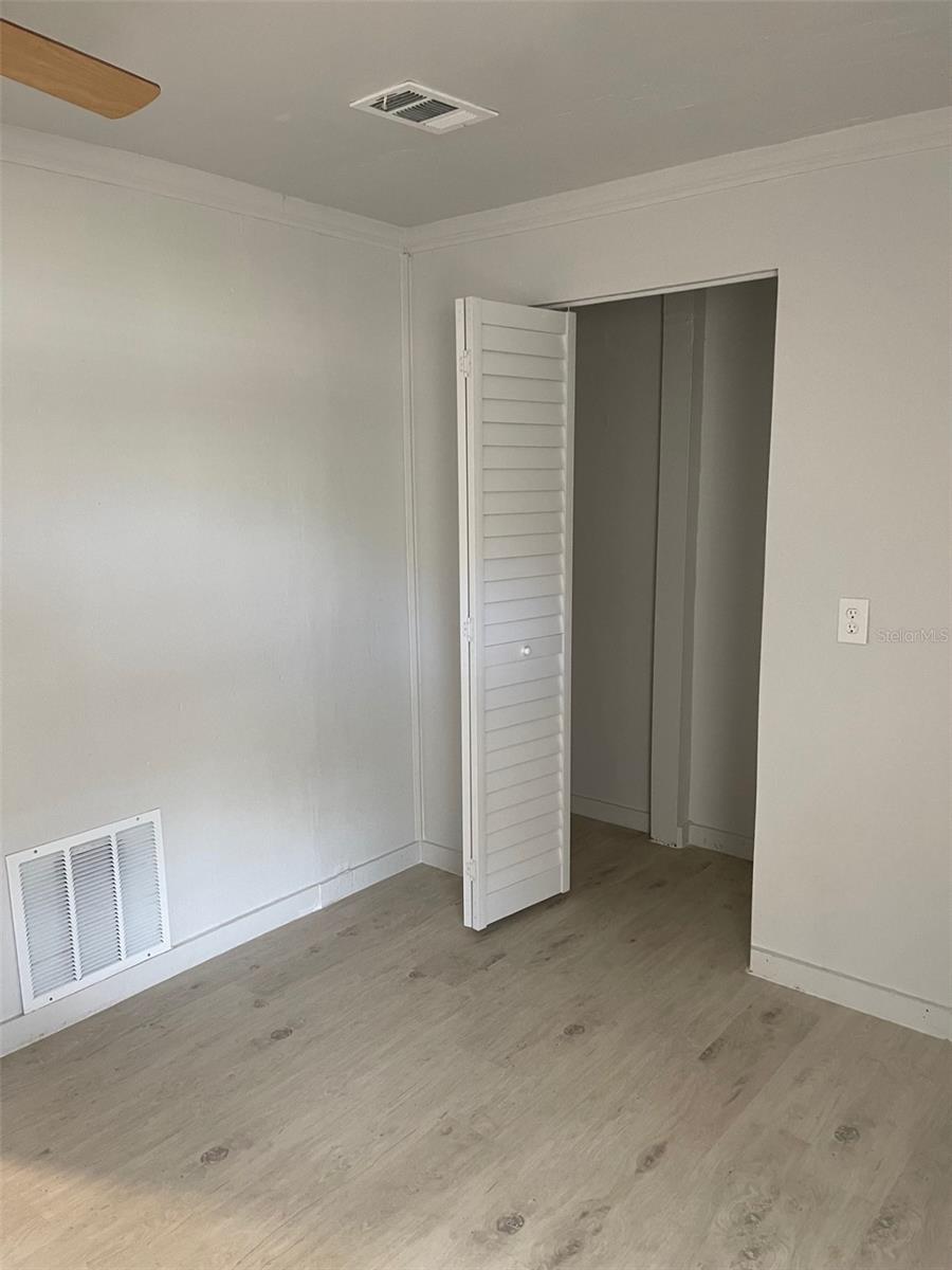 WEST END - Residential