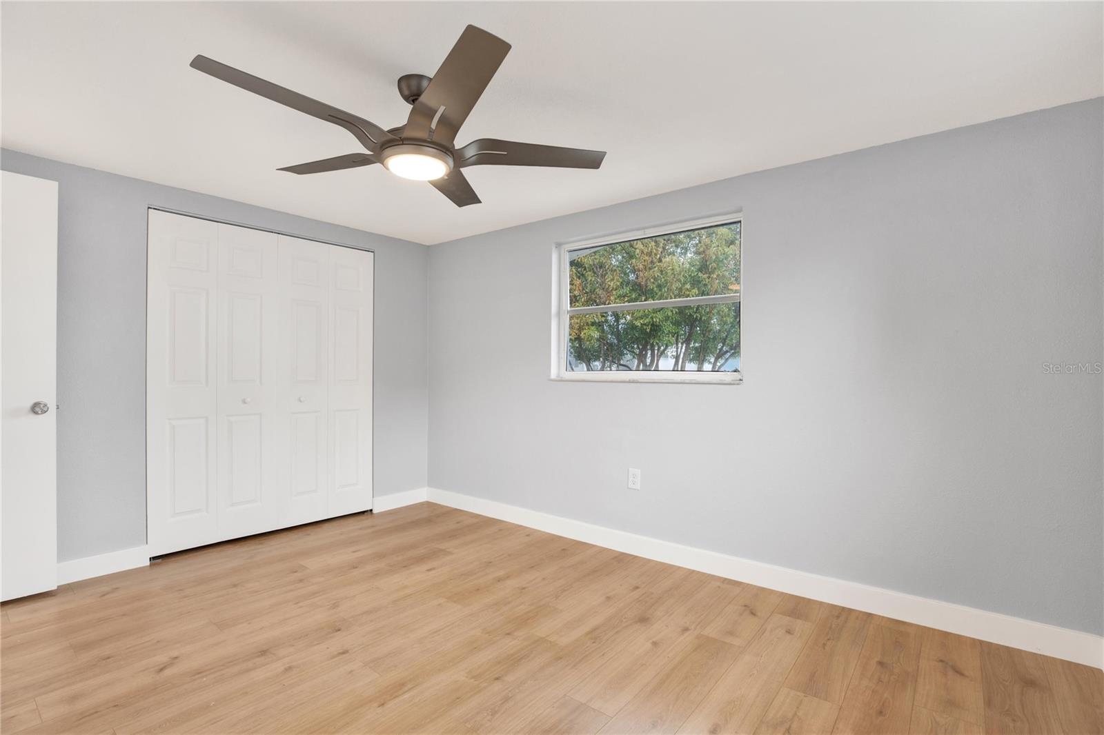 COLONIAL HILLS - Residential