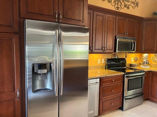 LAKE PINELOCH VILLAGE CONDO 05 - Residential