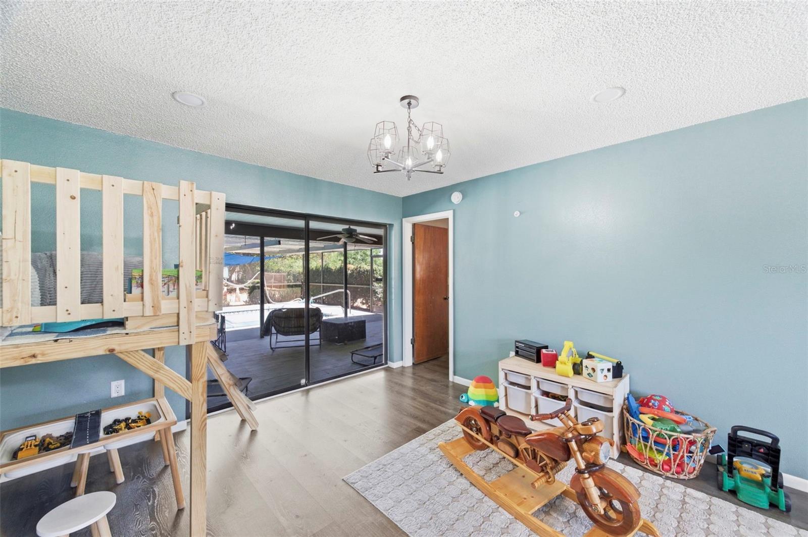 SPRING HILL - Residential