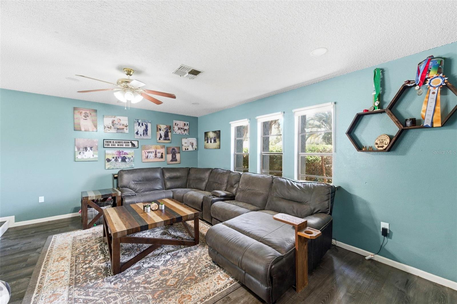 SPRING HILL - Residential