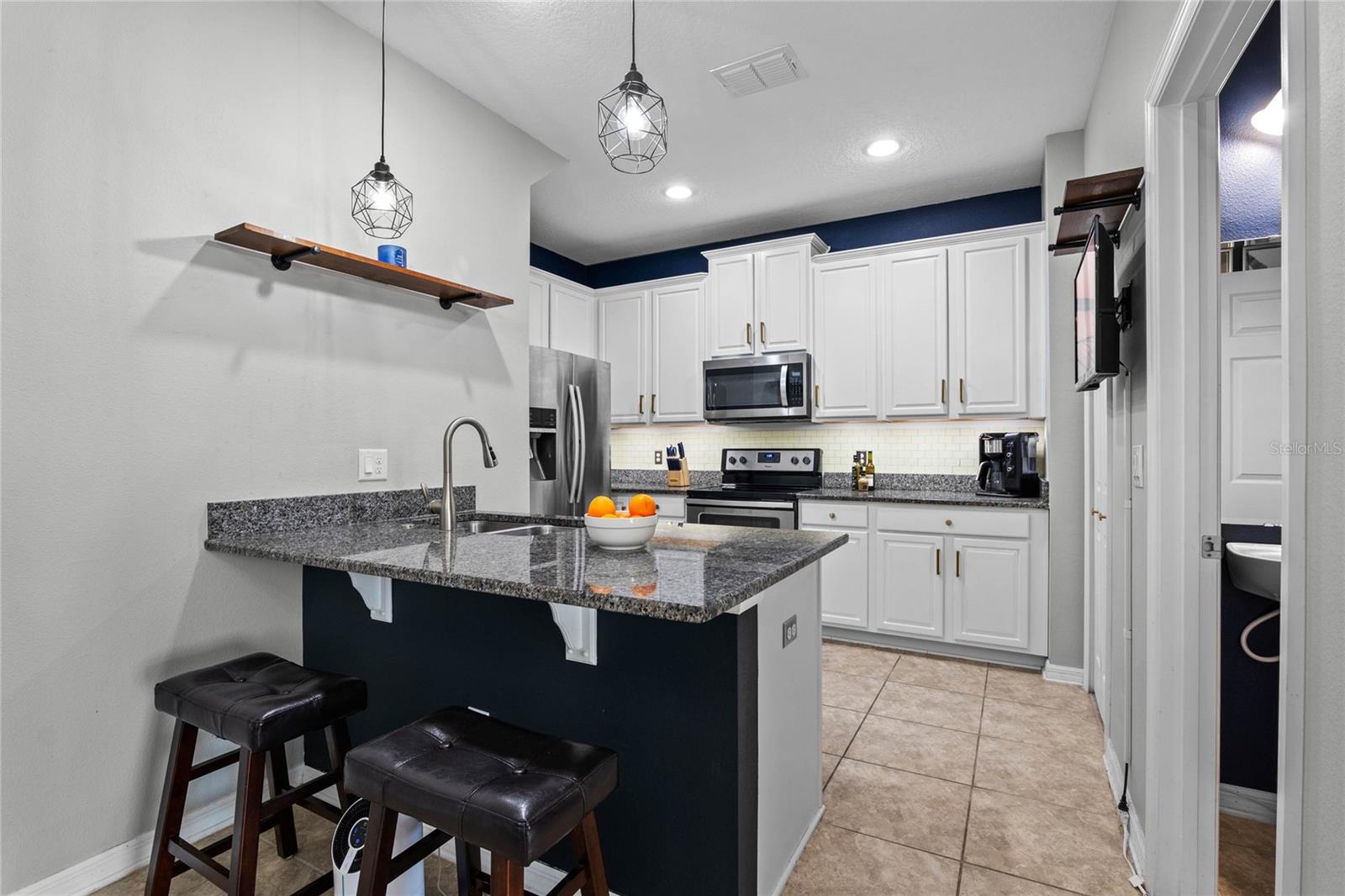 17438 PROMENADE DRIVE