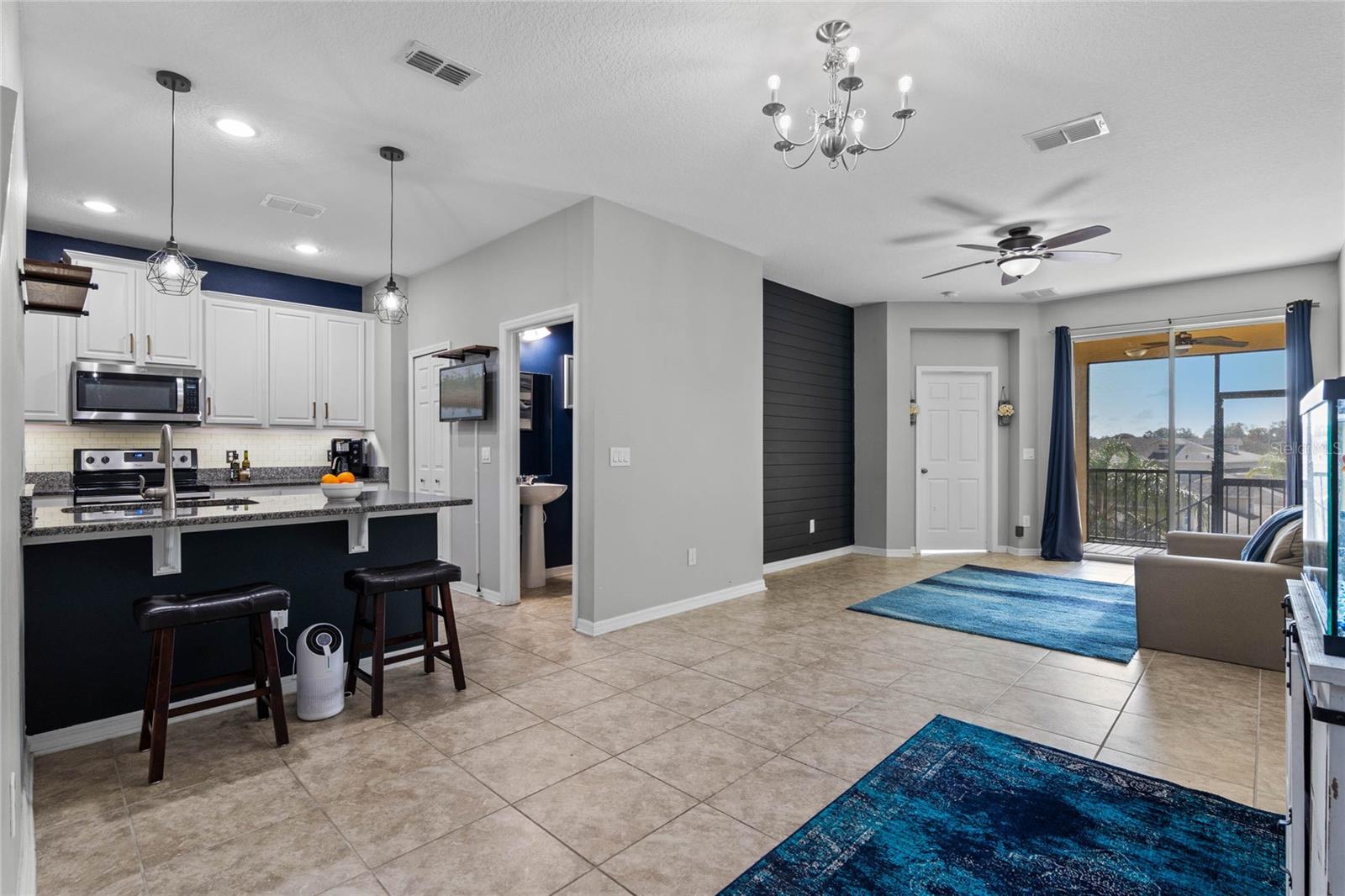 17438 PROMENADE DRIVE