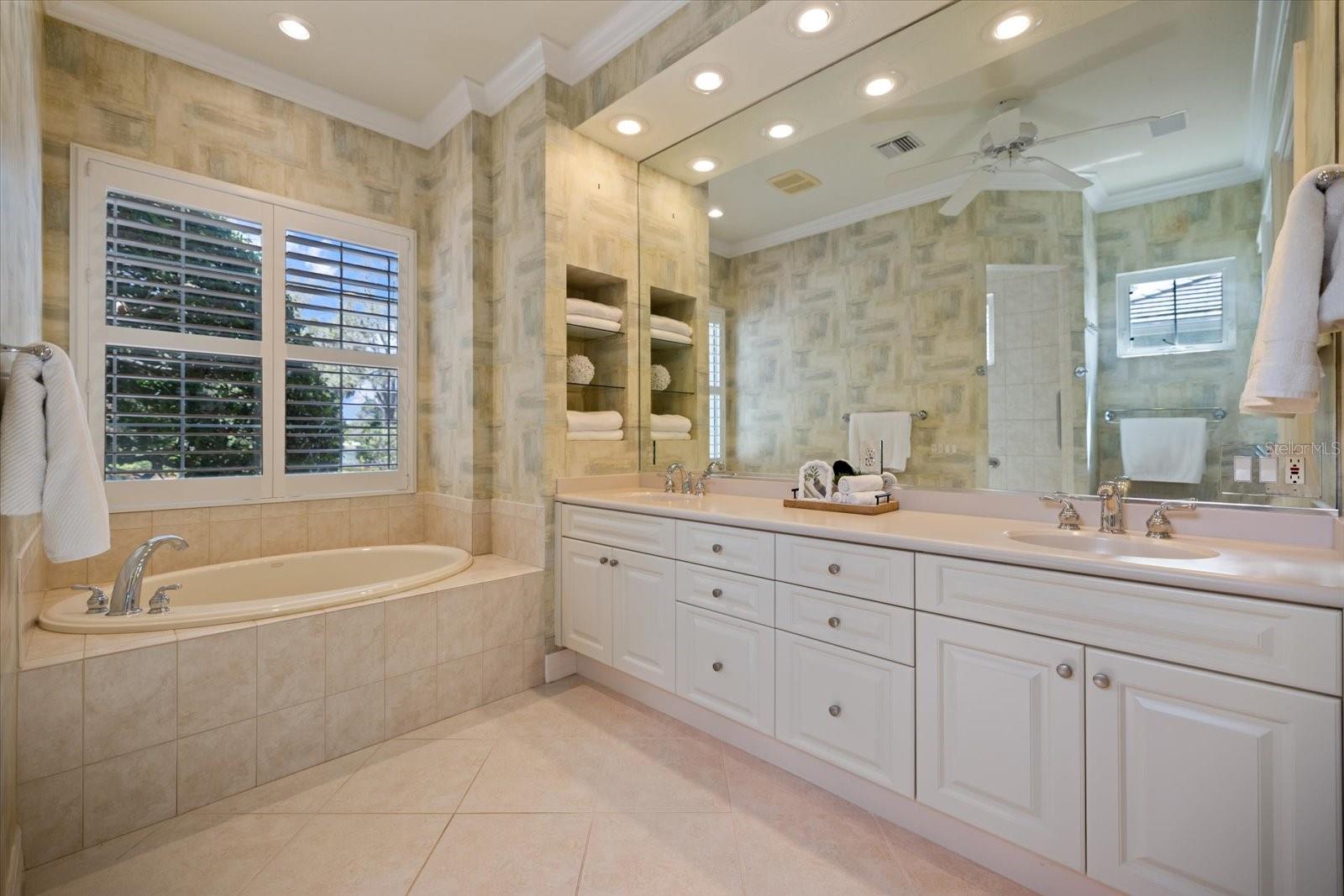 ENGLEWOOD GOLF COURSE - Residential