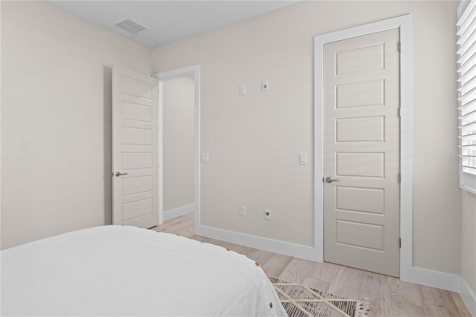 AQUA LAGOON - Residential