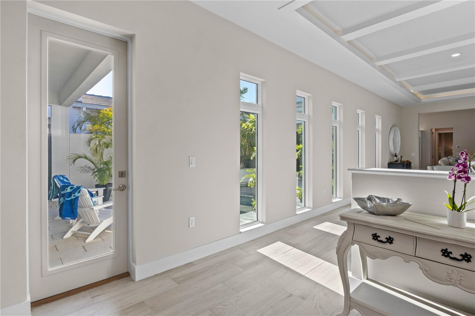 AQUA LAGOON - Residential