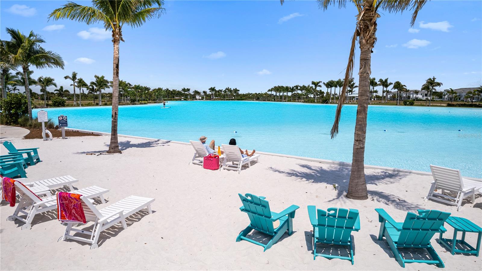 AQUA LAGOON - Residential