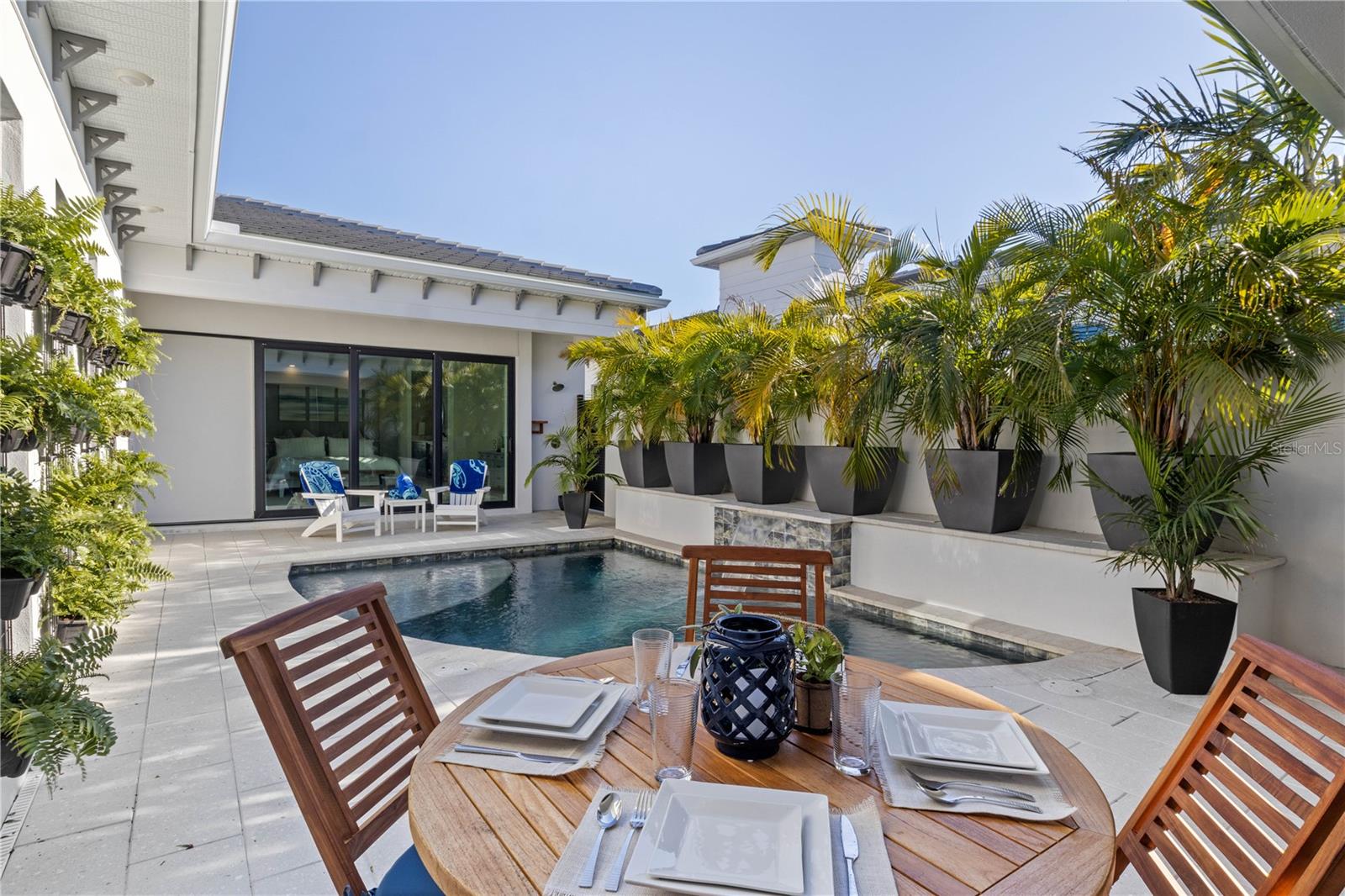 AQUA LAGOON - Residential