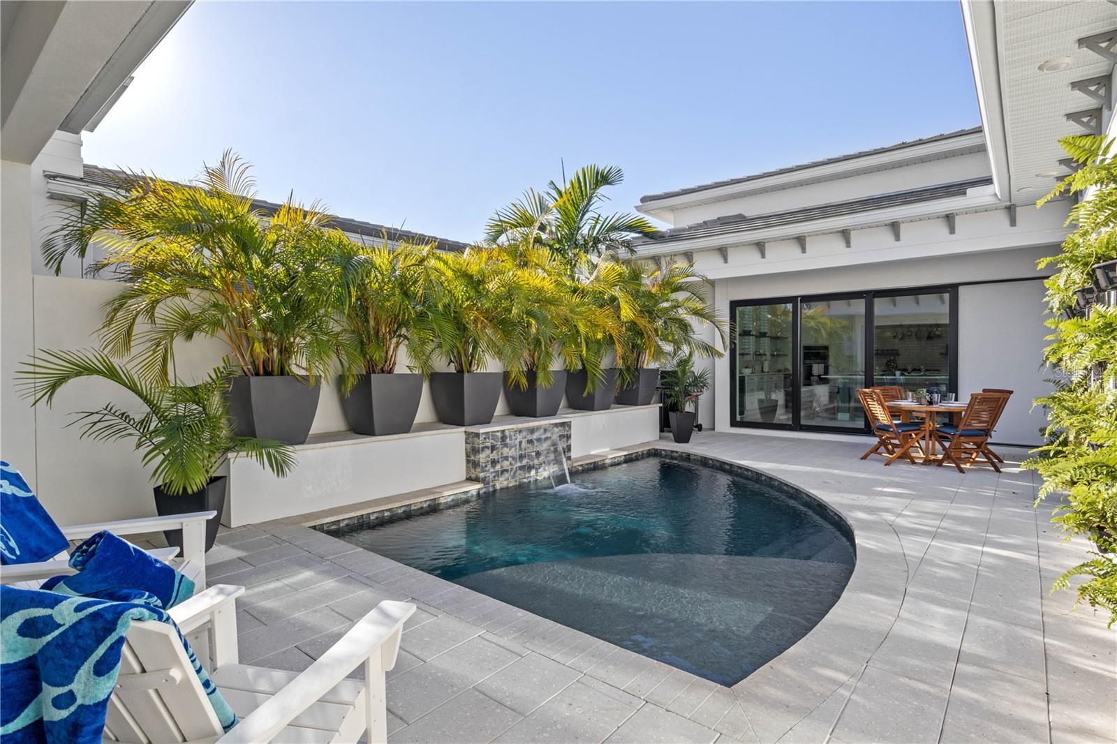 AQUA LAGOON - Residential