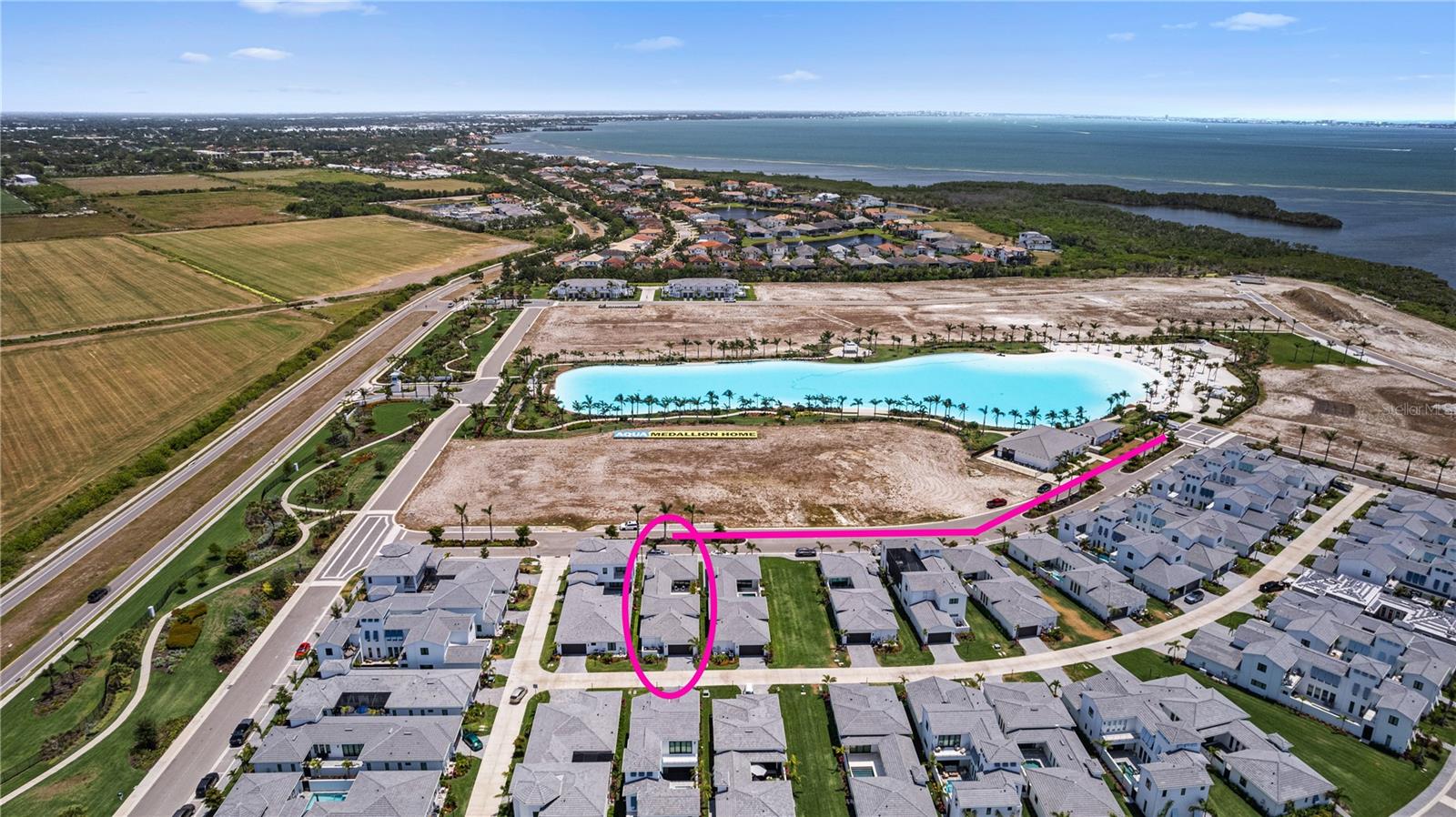 AQUA LAGOON - Residential