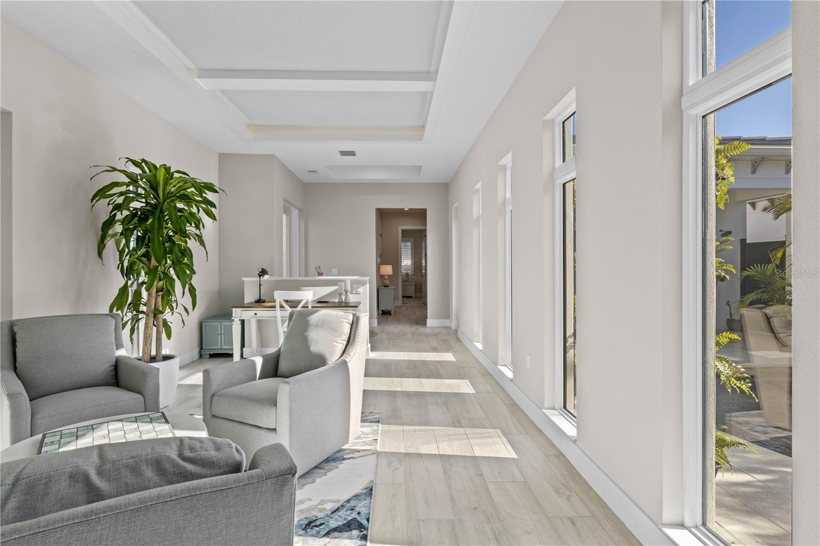 AQUA LAGOON - Residential