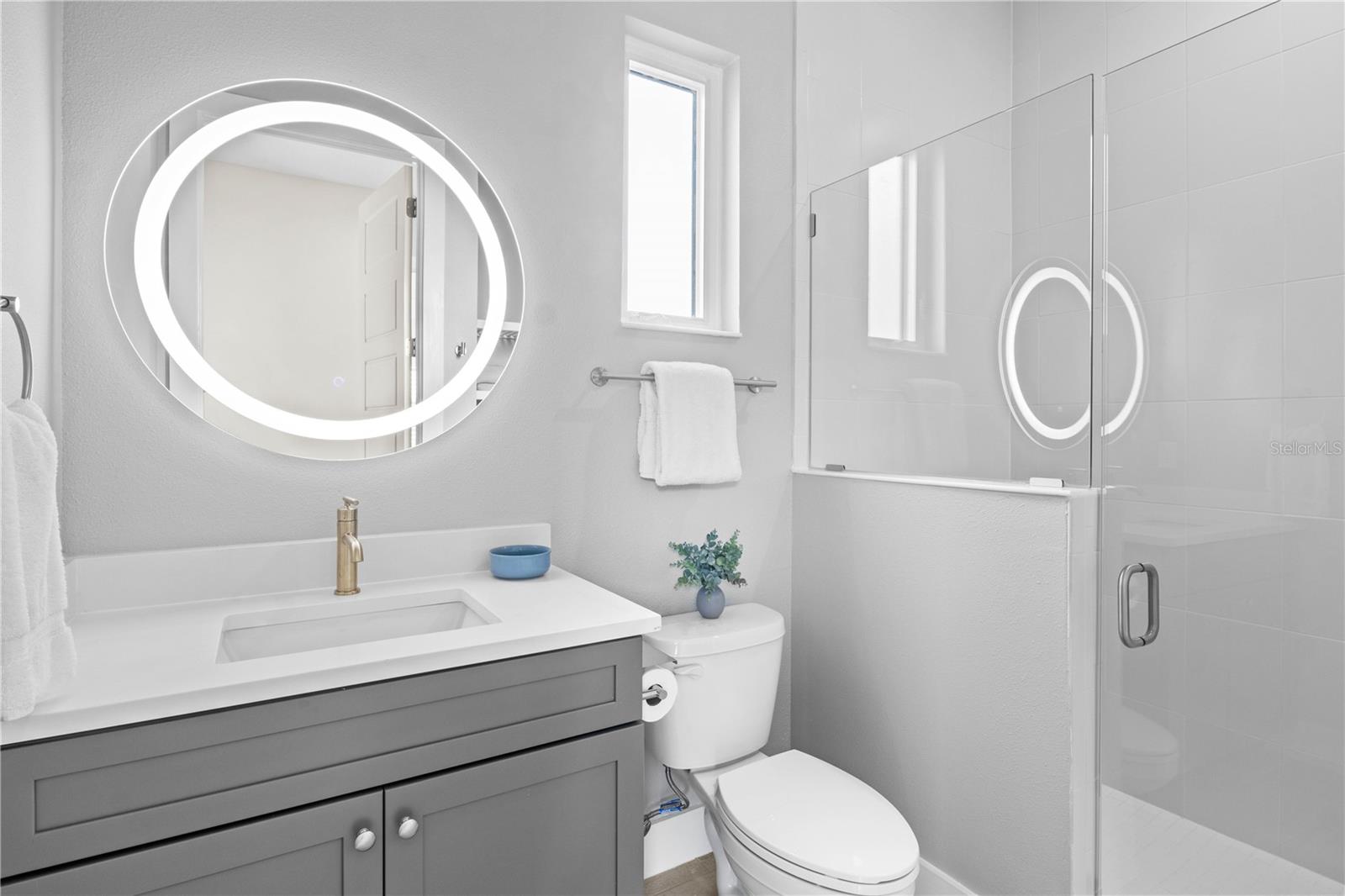 AQUA LAGOON - Residential