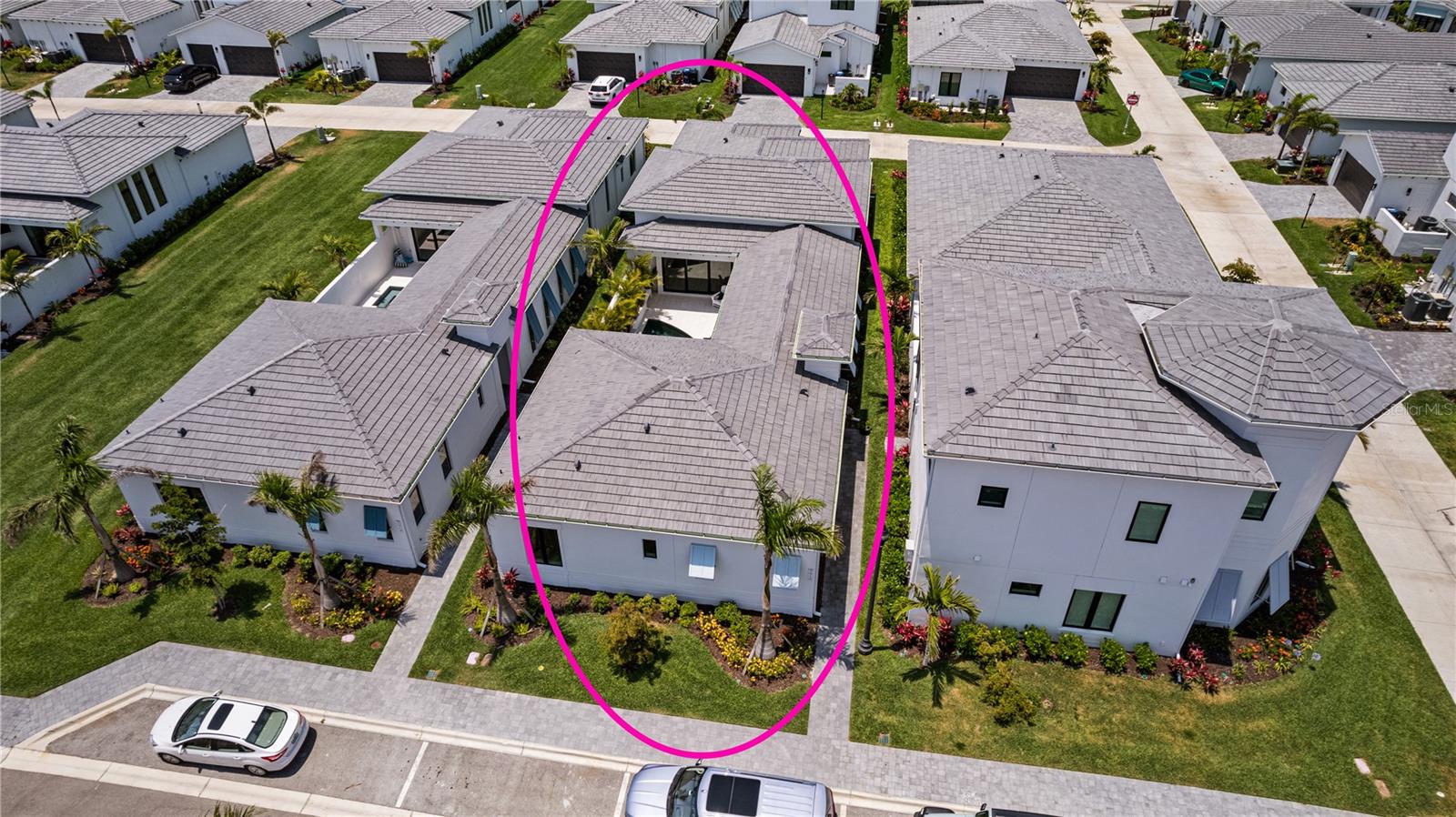 AQUA LAGOON - Residential