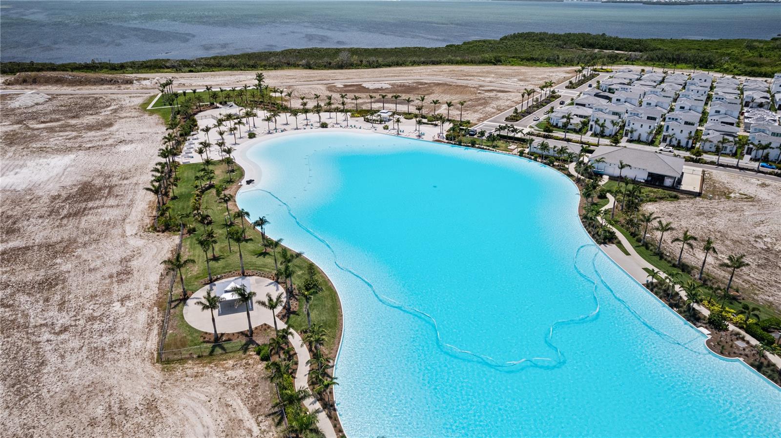 AQUA LAGOON - Residential