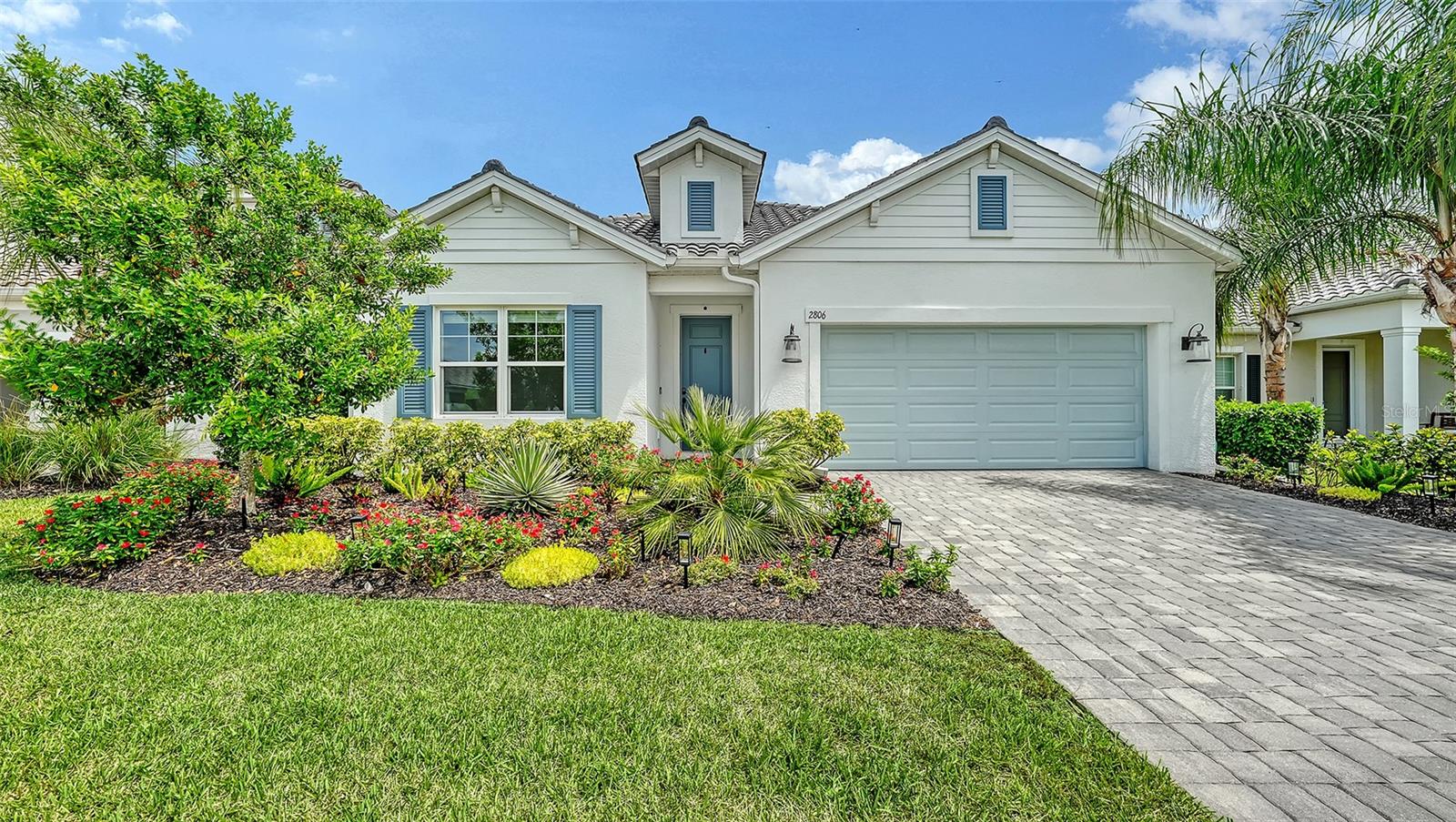 2806 BUTTERFLY JASMINE TRAIL