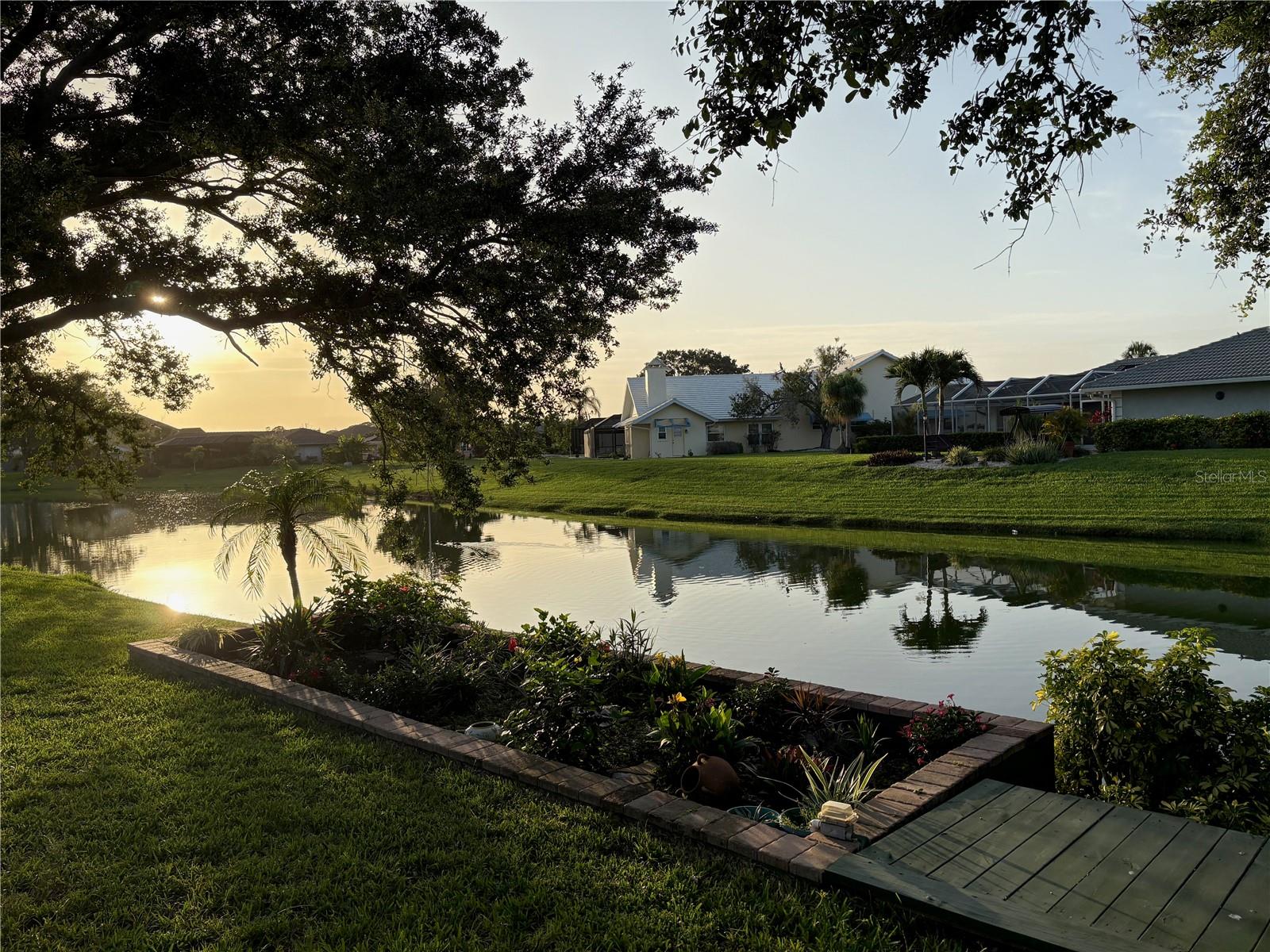 387 EDEN DR DRIVE
