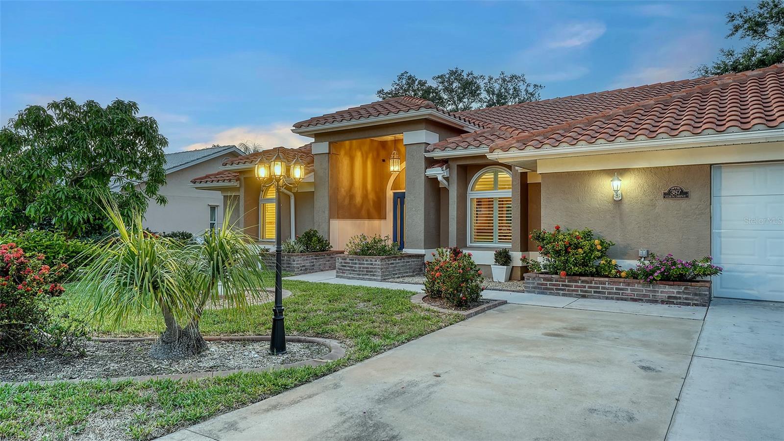 387 EDEN DR DRIVE