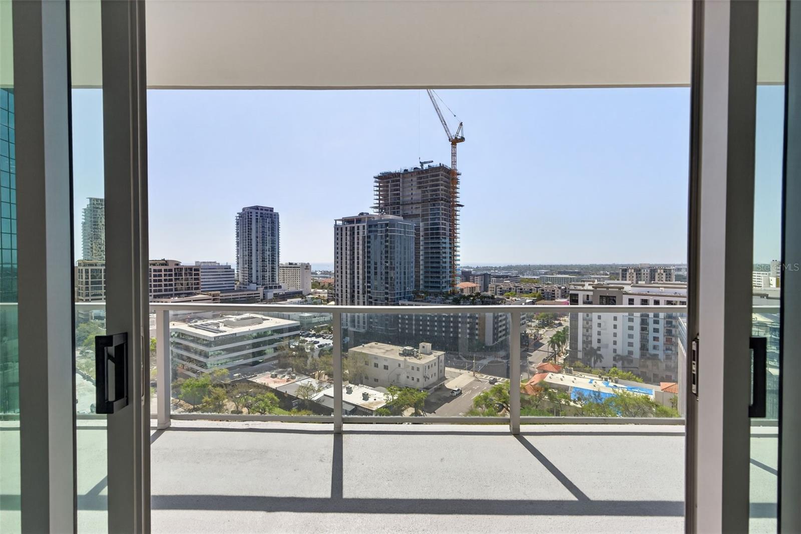 400 CENTRAL - Residential