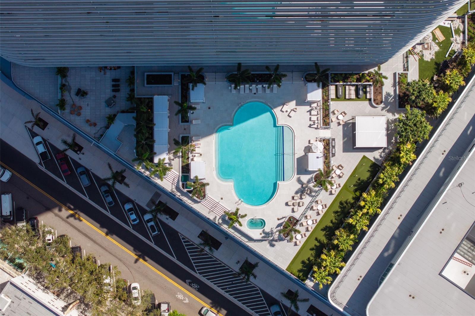 400 CENTRAL - Residential