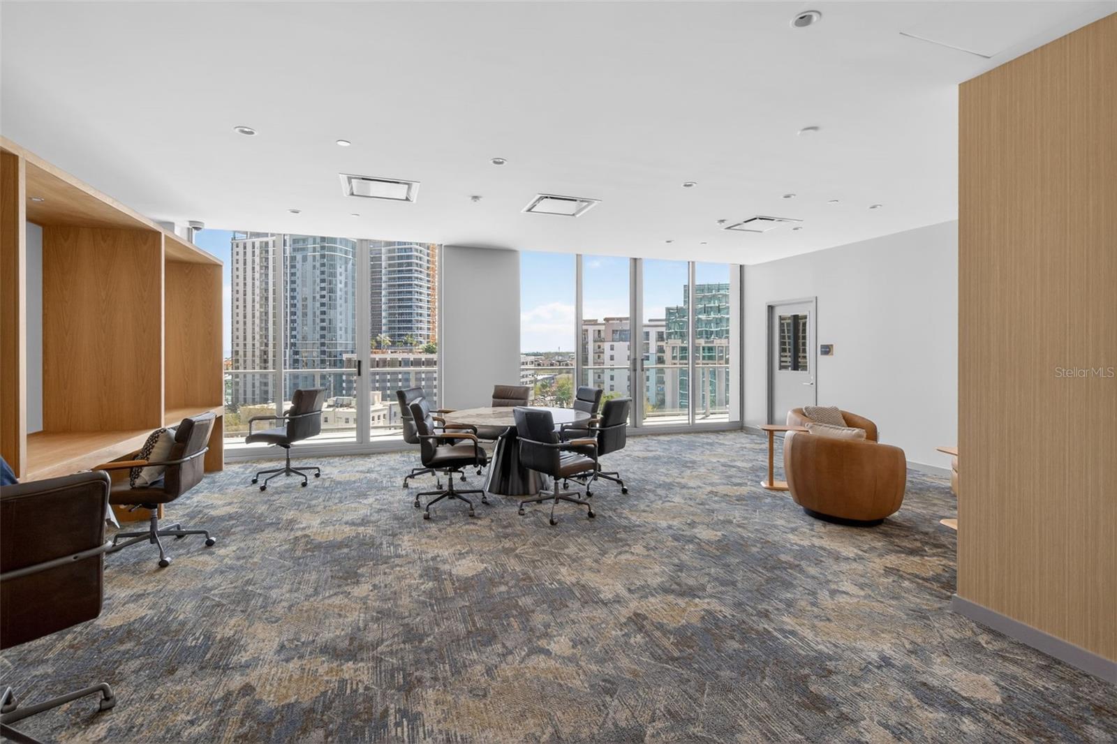 400 CENTRAL - Residential