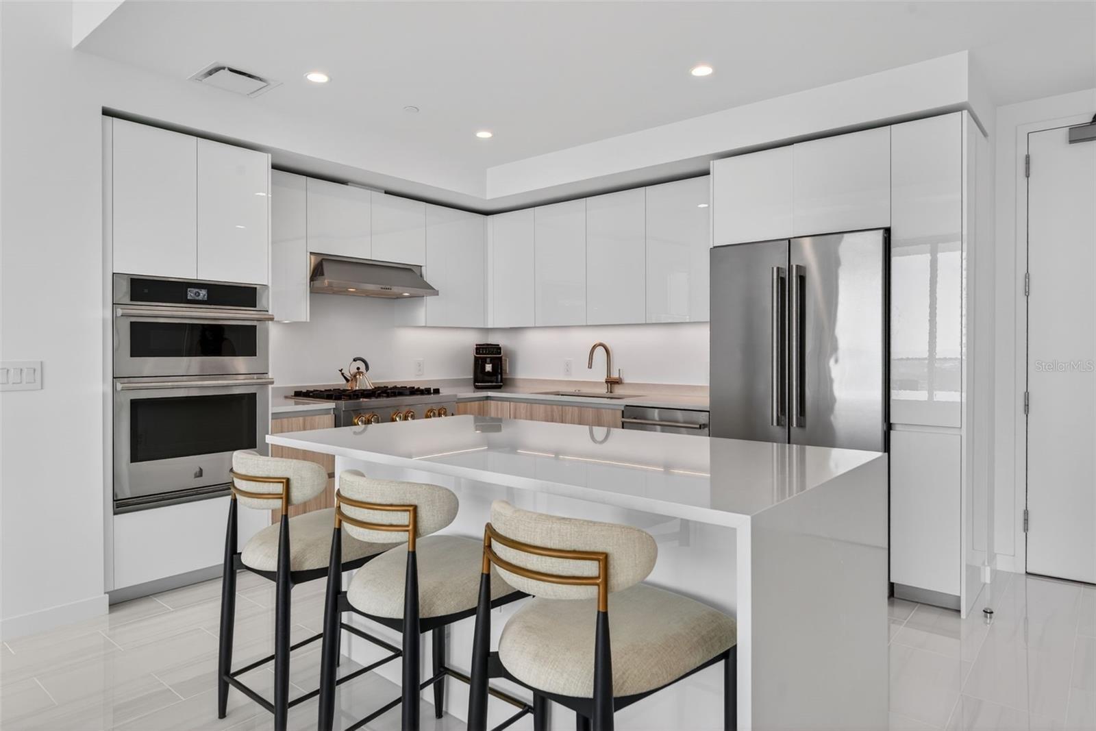 400 CENTRAL - Residential