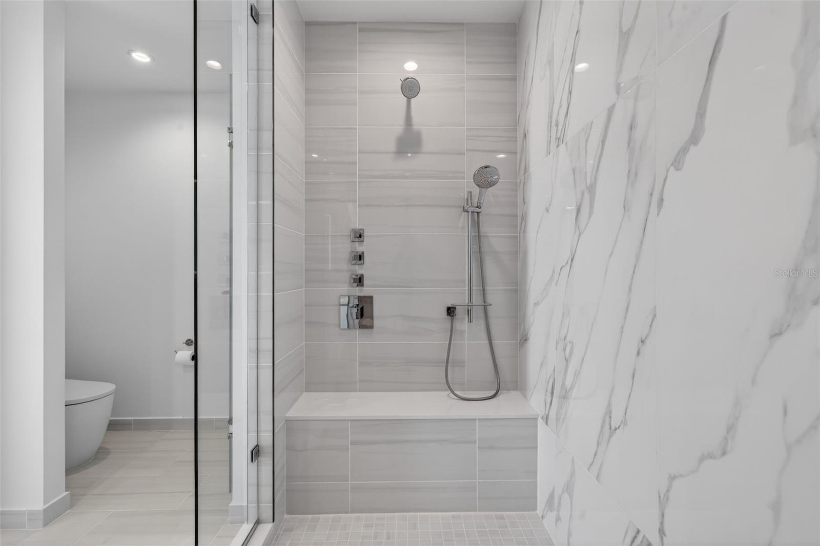 400 CENTRAL - Residential