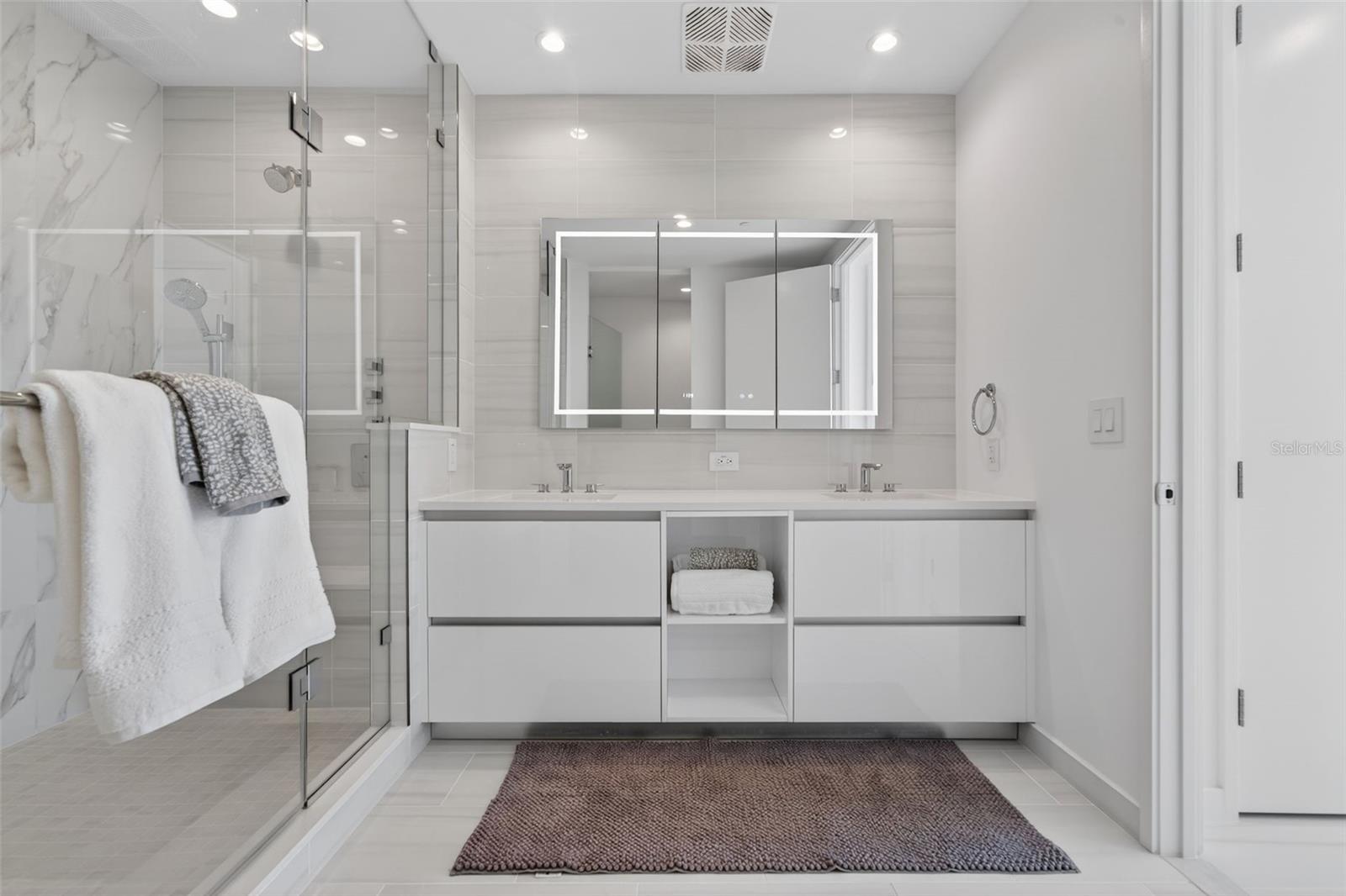 400 CENTRAL - Residential