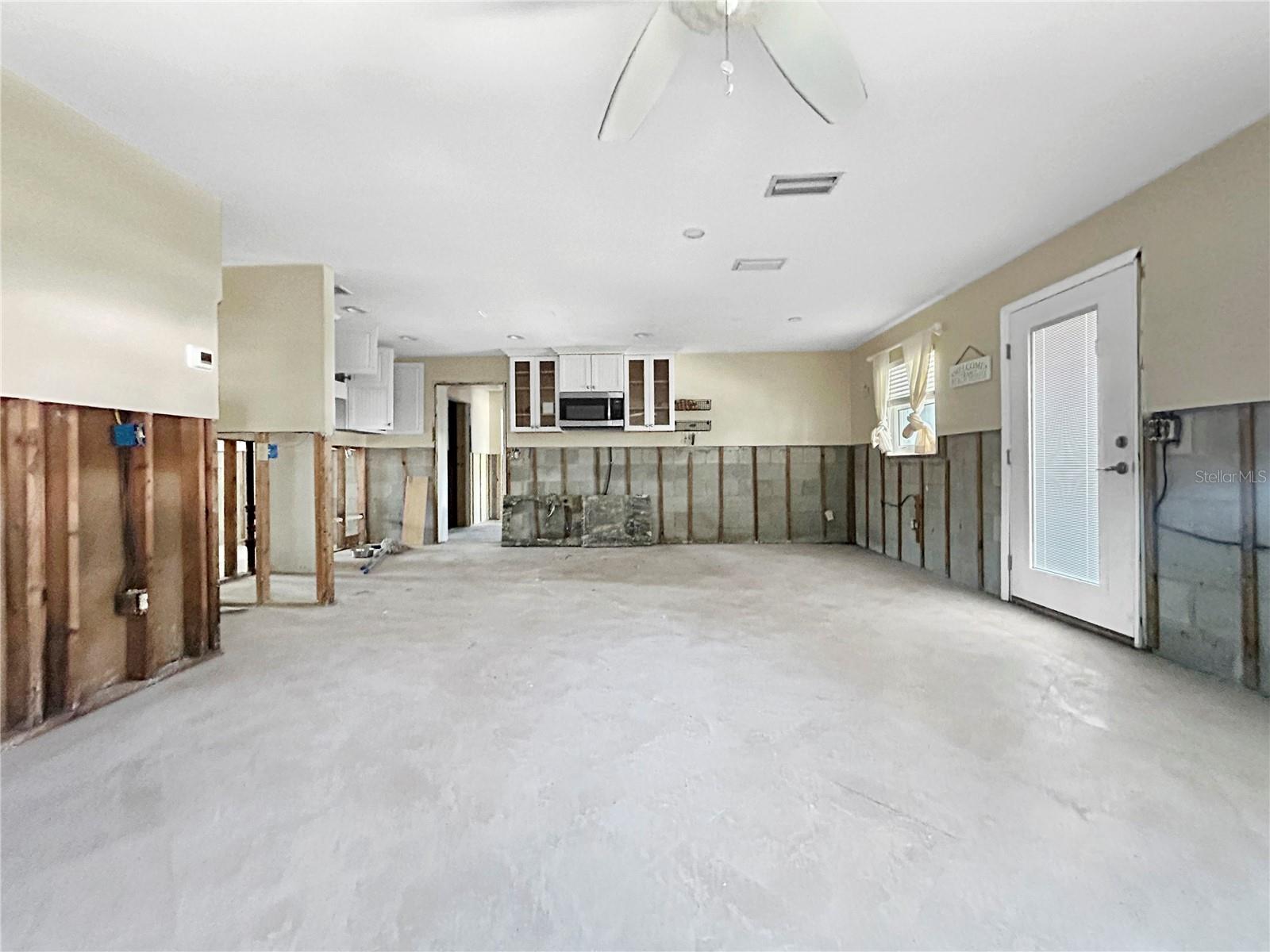 1214 BAY SHORE BOULEVARD