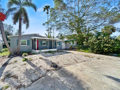 Photo of 1214 Bay Shore Boulevard, Indian Rocks Beach, FL 33785 (MLS # TB8376119)