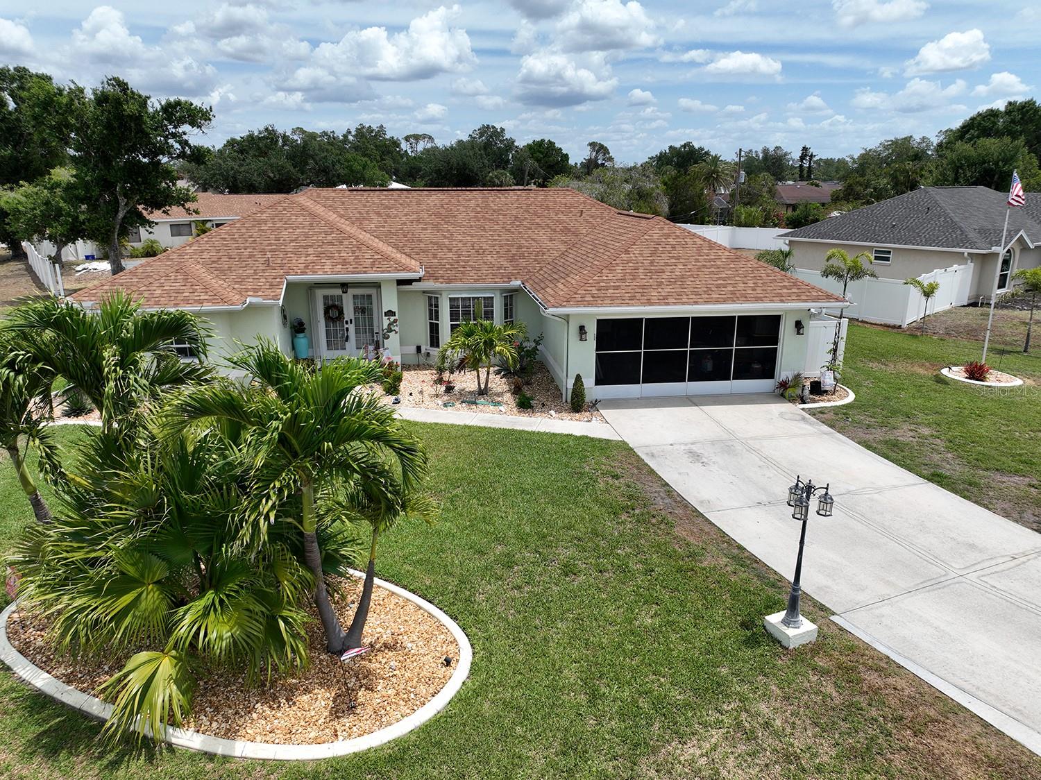 3984 HOLIN LANE