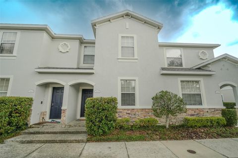 Photo of 1928 Greenwood Valley Drive, Plant City, FL 33563 (MLS # TB8513868)