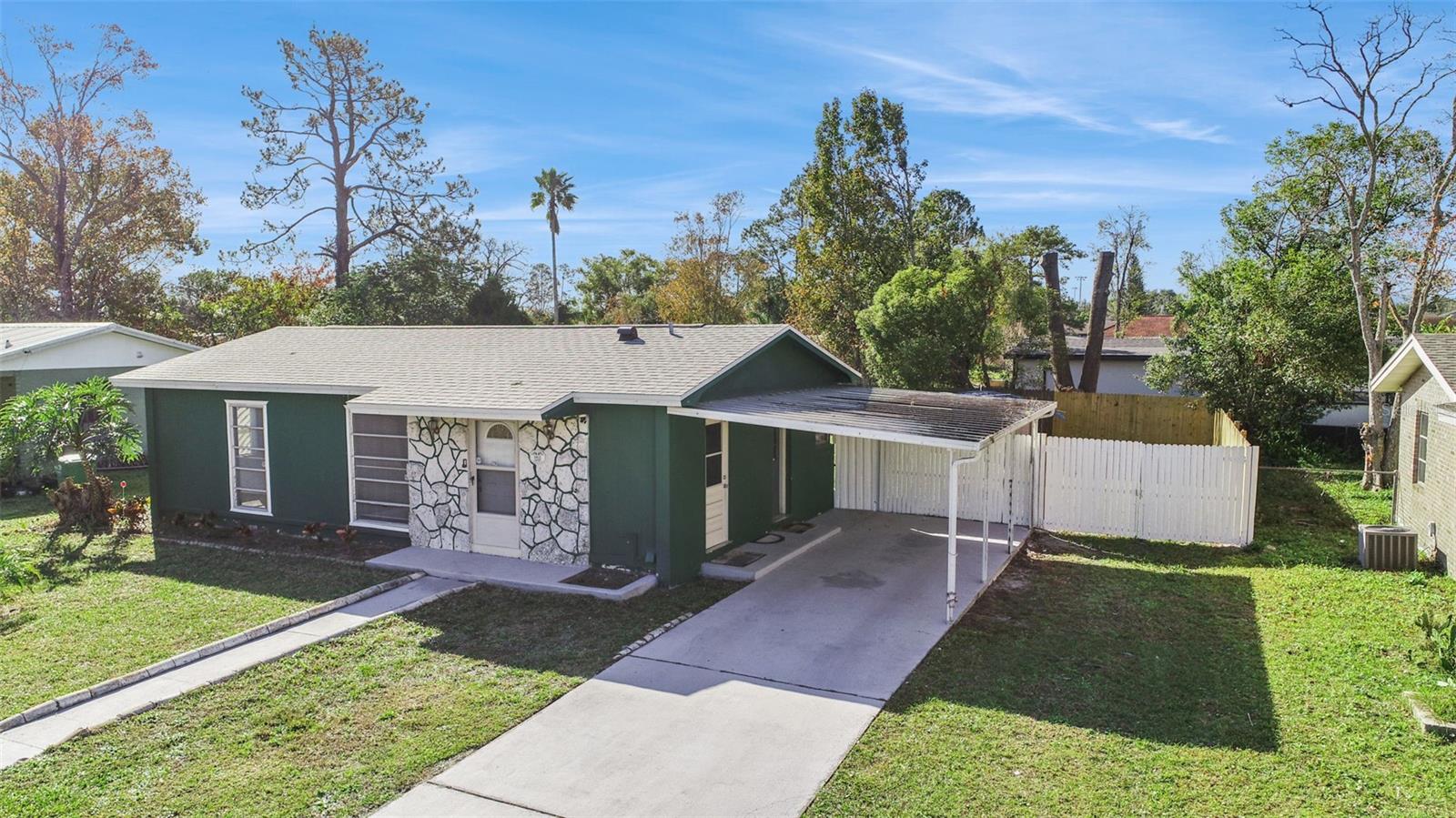 DELTONA LAKES UNIT 11 - Residential