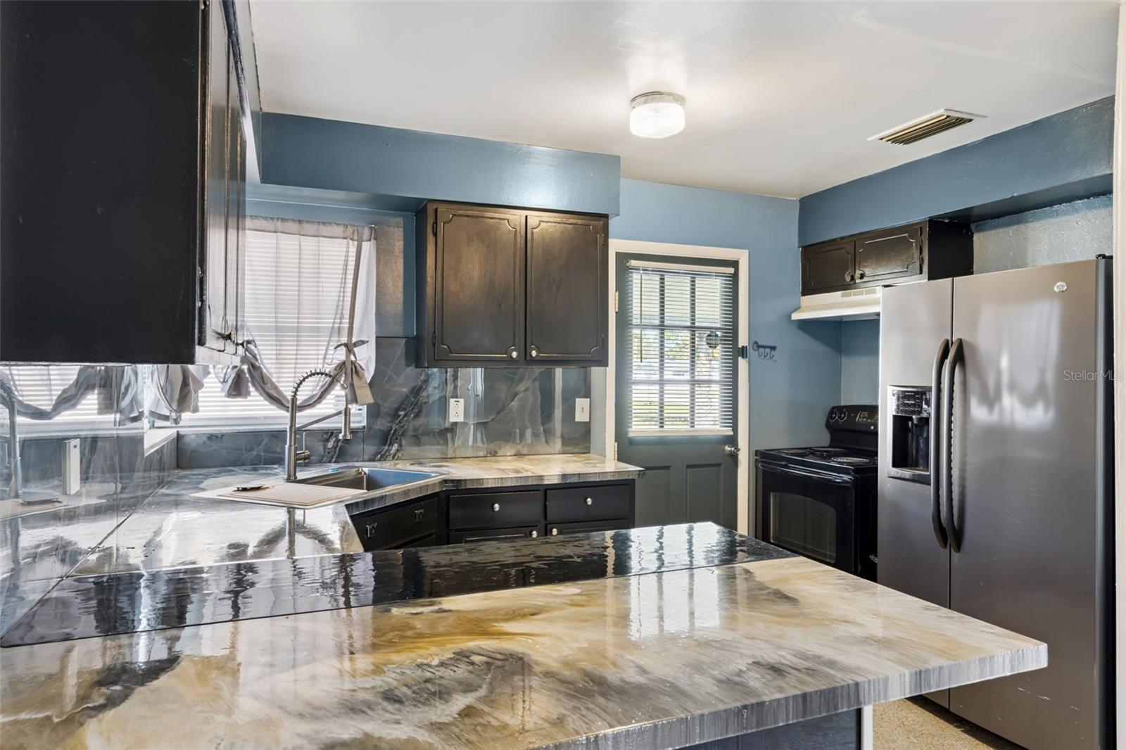 DELTONA LAKES UNIT 11 - Residential