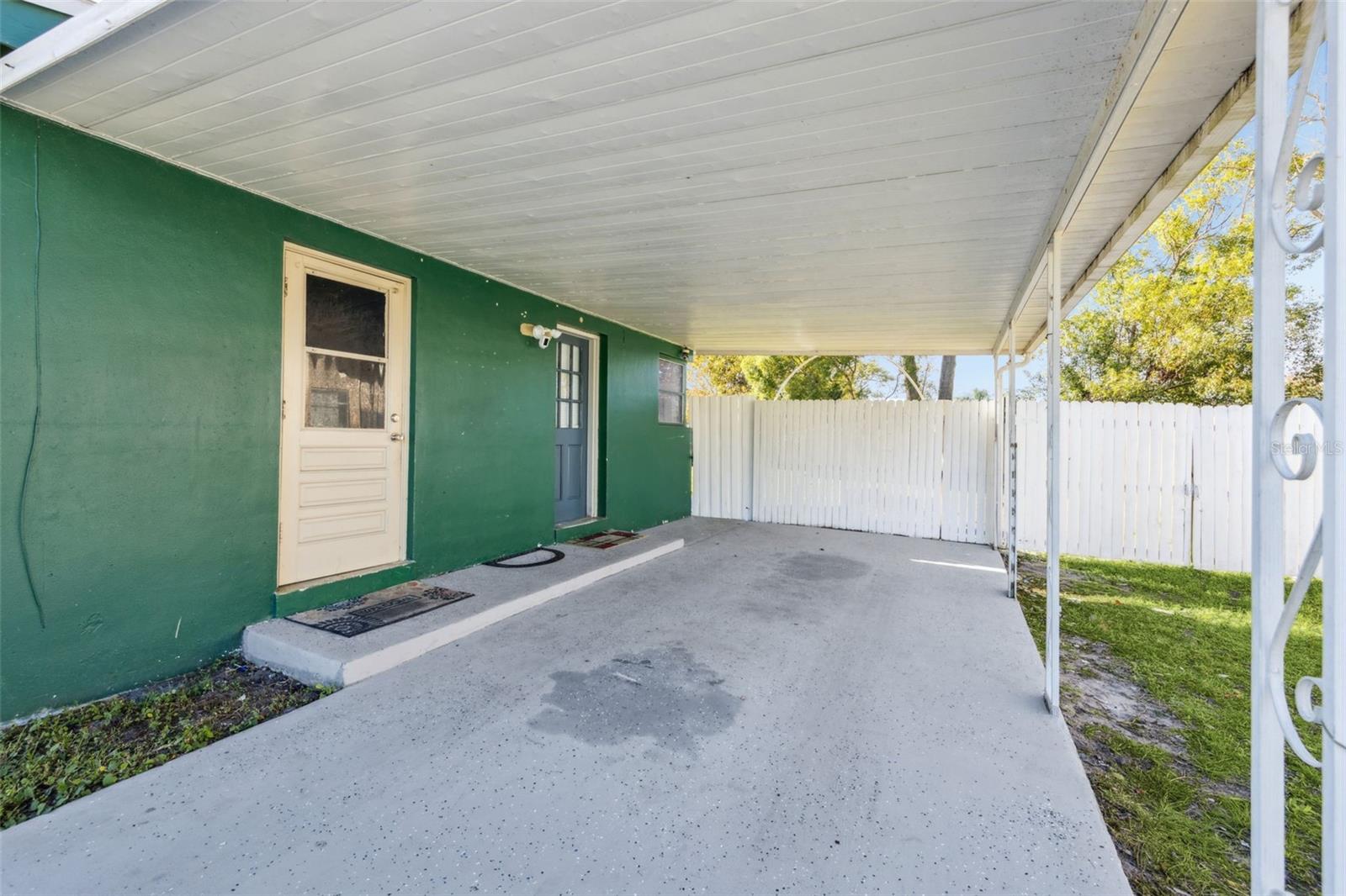 DELTONA LAKES UNIT 11 - Residential