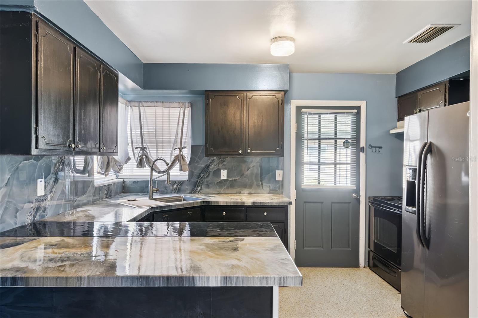 DELTONA LAKES UNIT 11 - Residential