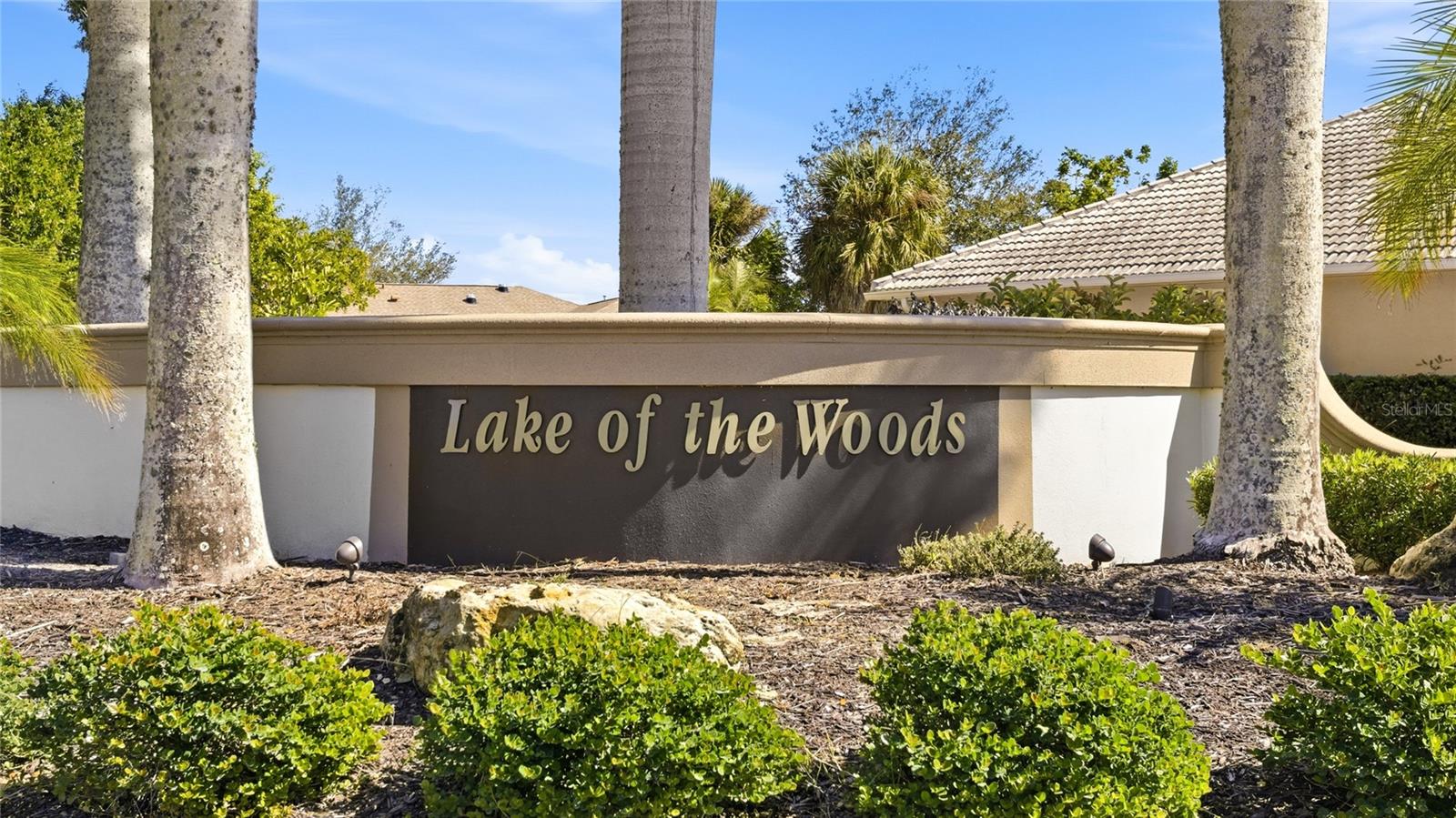 THE LAKES OF JACARANDA - Residential