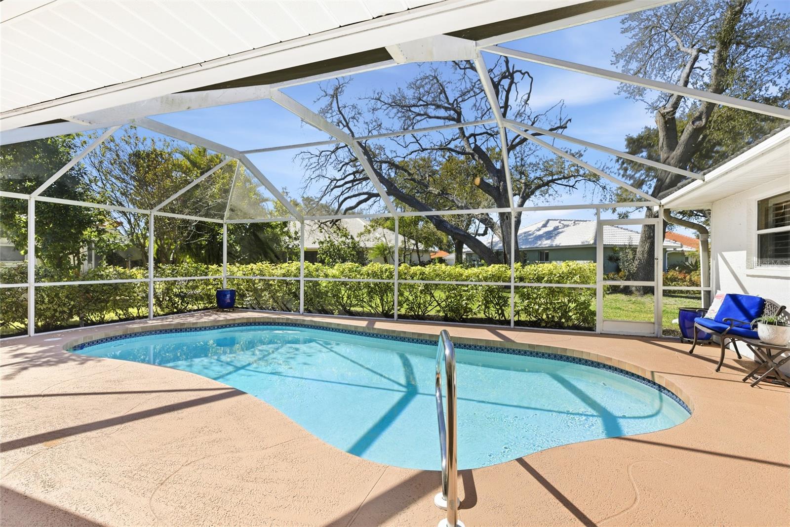 THE LAKES OF JACARANDA - Residential