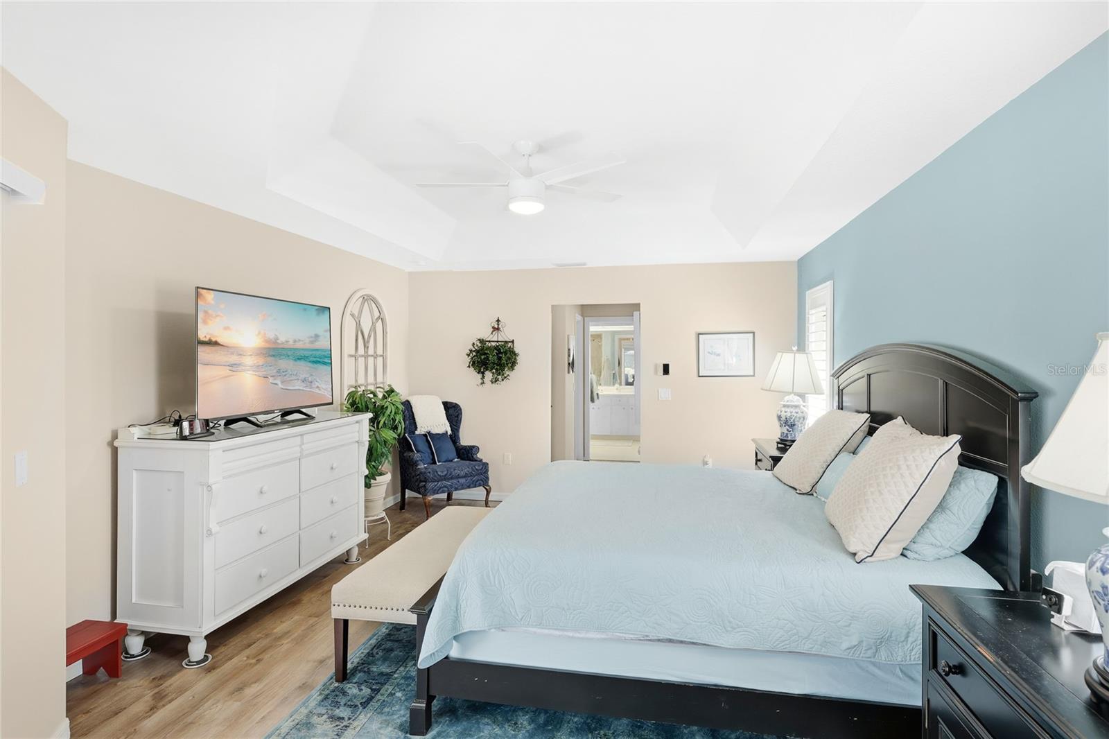 THE LAKES OF JACARANDA - Residential