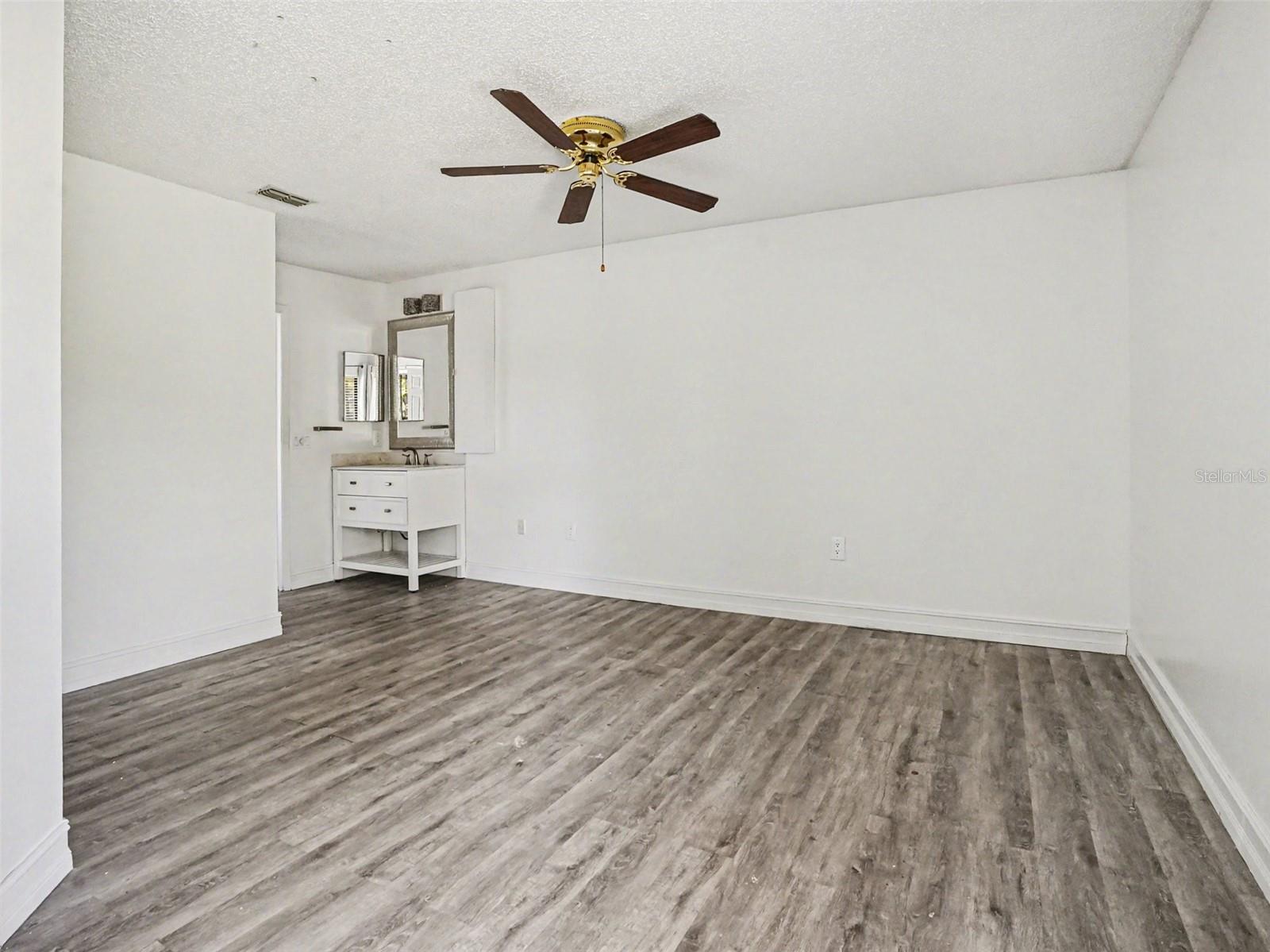 CLUB VILLAS AT WIMBLEDON PARK PH 01 - Residential