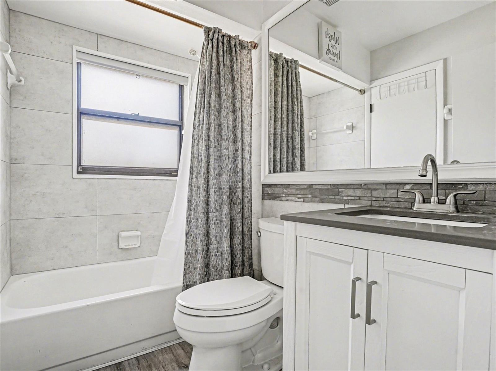 CLUB VILLAS AT WIMBLEDON PARK PH 01 - Residential