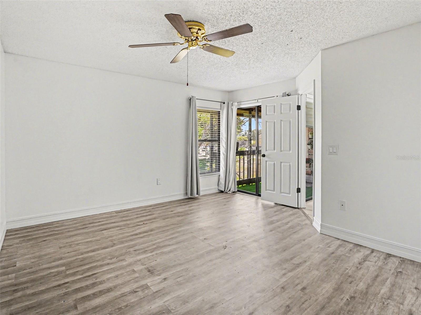 CLUB VILLAS AT WIMBLEDON PARK PH 01 - Residential