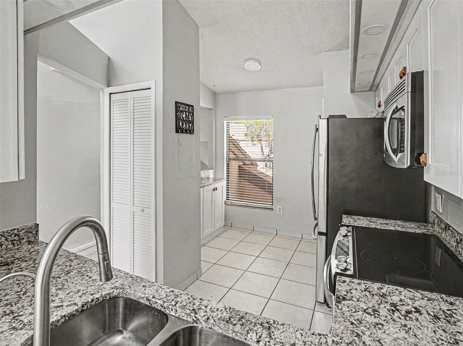 CLUB VILLAS AT WIMBLEDON PARK PH 01 - Residential