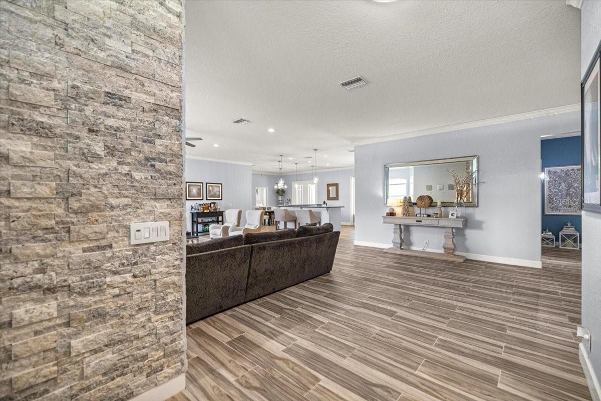 1107 SE 49TH AVENUE